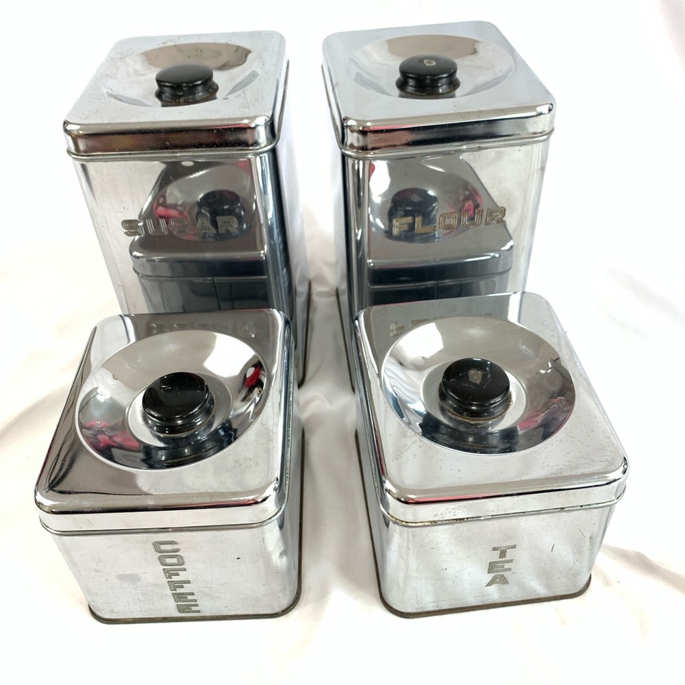 VINTAGE 1950’s LINCOLN BEAUTYWARE CANNISTERS